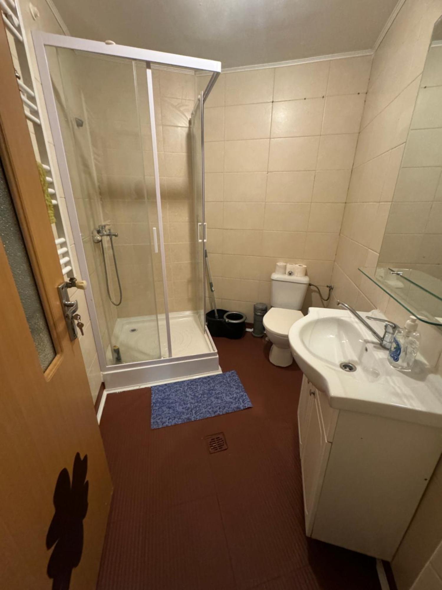 Economic Low Buget Downtown Studio Tiny Home On Street Piata Amzei Βουκουρέστι Εξωτερικό φωτογραφία